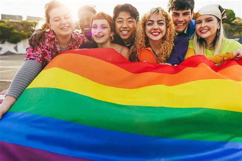 lesbisch teens|Being an LGBTQ Teen .